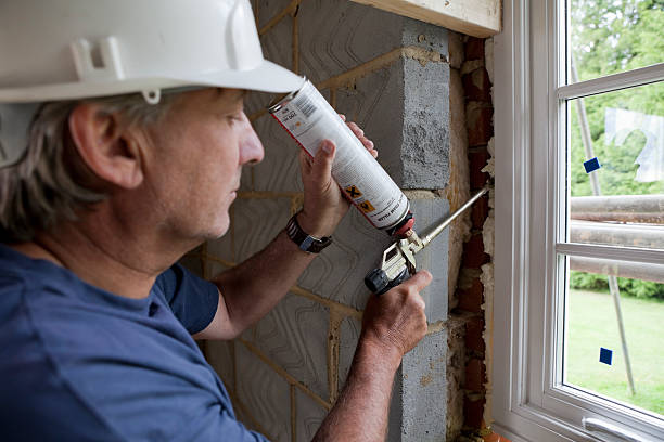 Best Insulation Installation Services in Dyer, TN